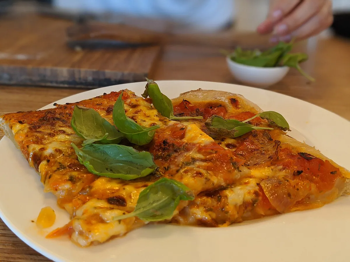 Pizza food typical of Apache Pizza Tralee